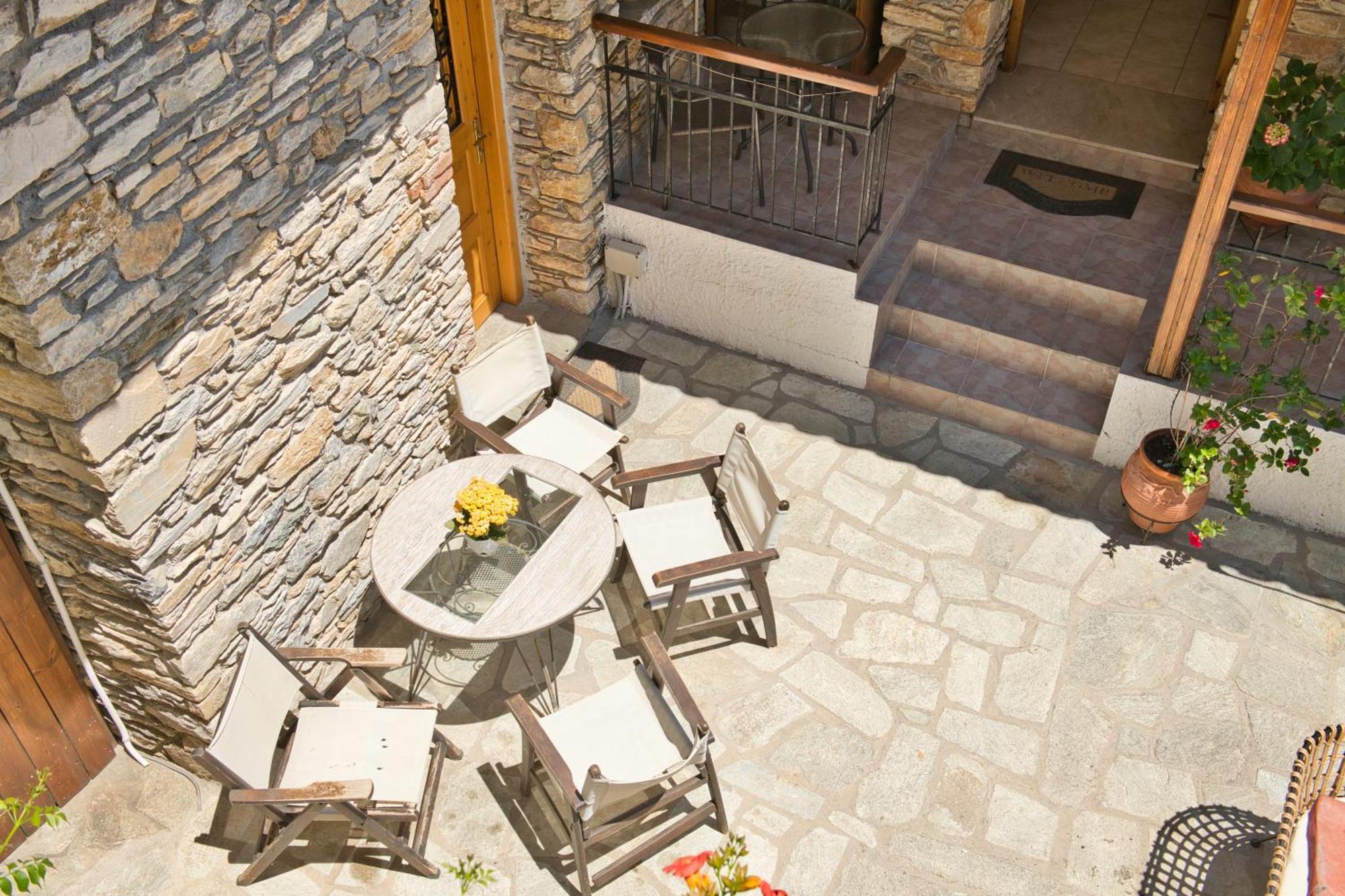 Naftilos Guest House Kalá Nerá Kültér fotó