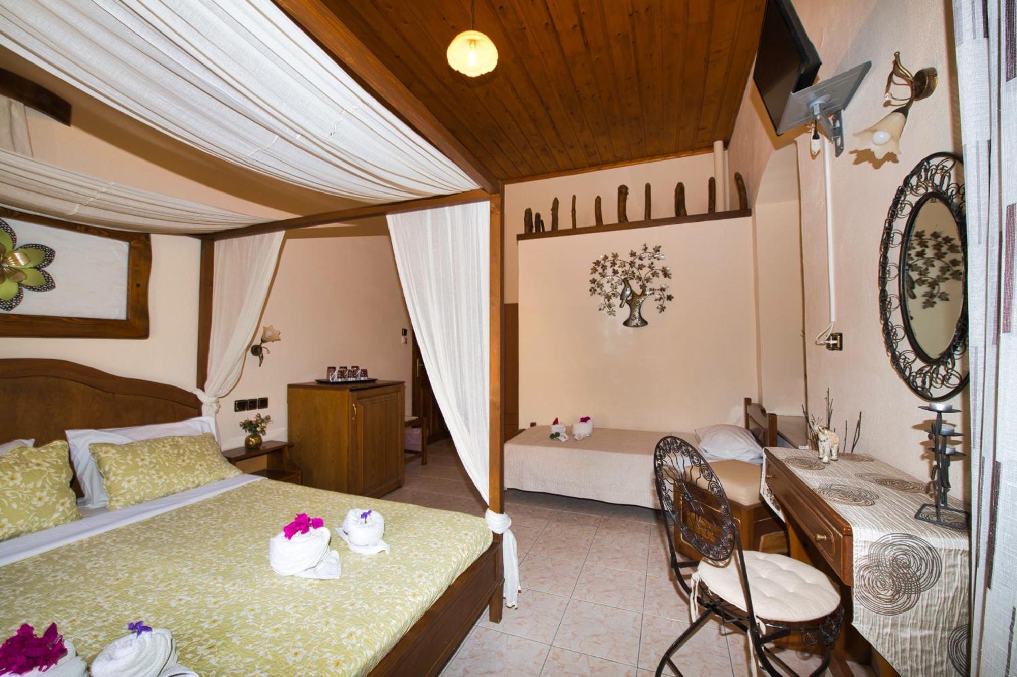 Naftilos Guest House Kalá Nerá Kültér fotó