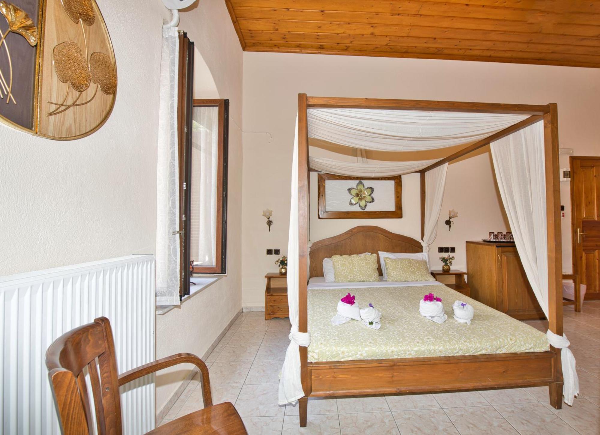 Naftilos Guest House Kalá Nerá Kültér fotó